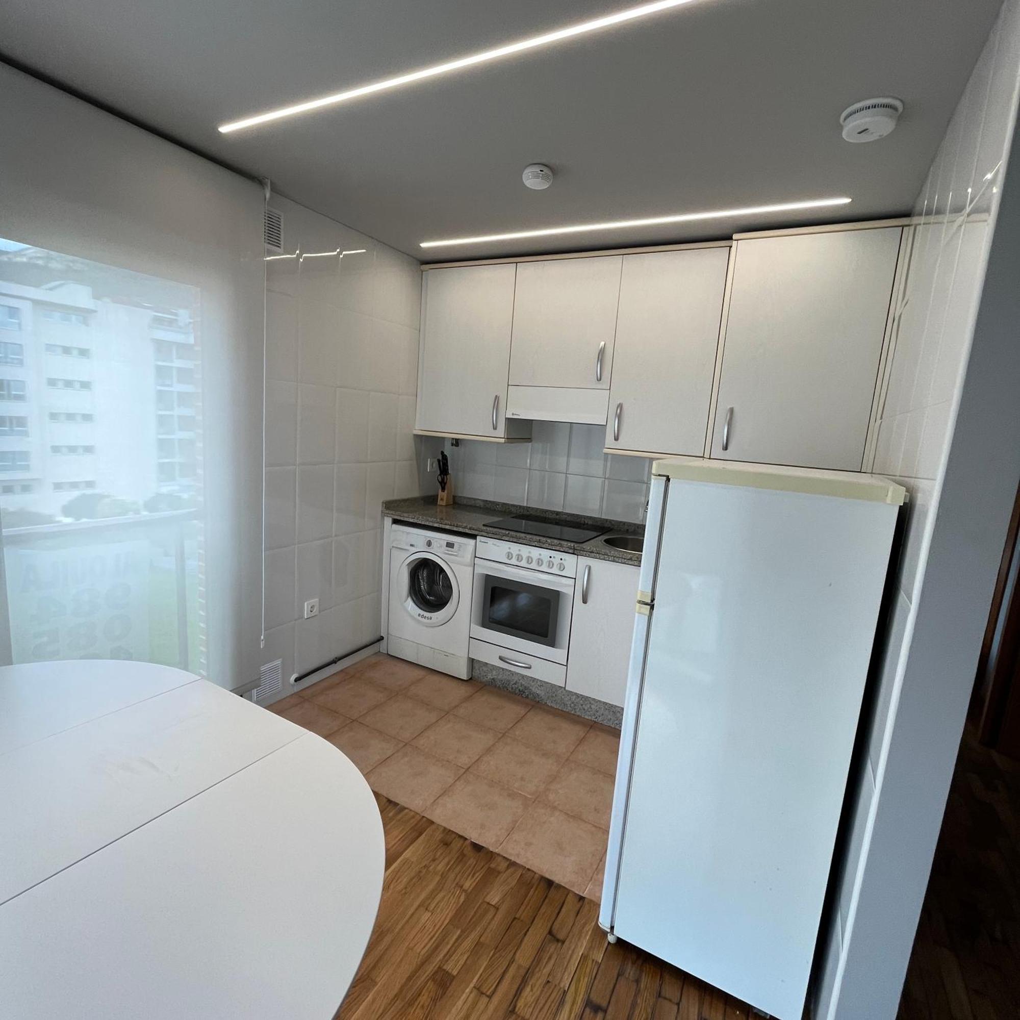 Friendly Con Vistas Al Naranco Apartamento *